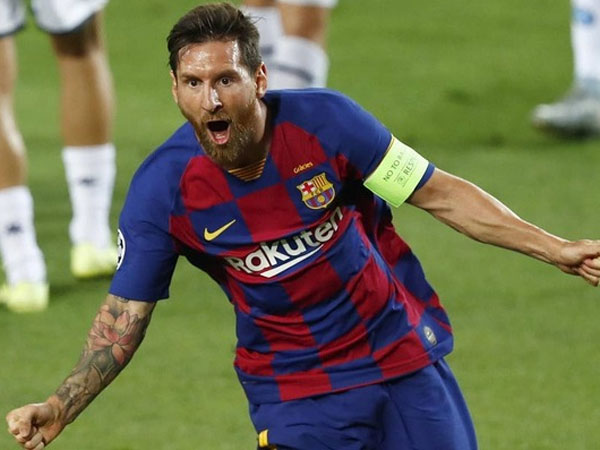 Messi lập siêu phẩm solo, Barca hẹn Bayern ở tứ kết