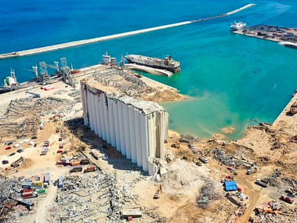 Video quay chậm ghi lại làn sóng huỷ diệt từ vụ nổ Beirut