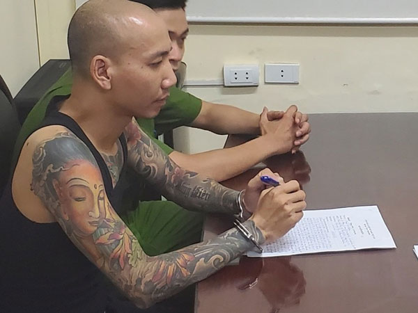Khởi tố vụ án liên quan đến 'giang hồ mạng' Phú Lê