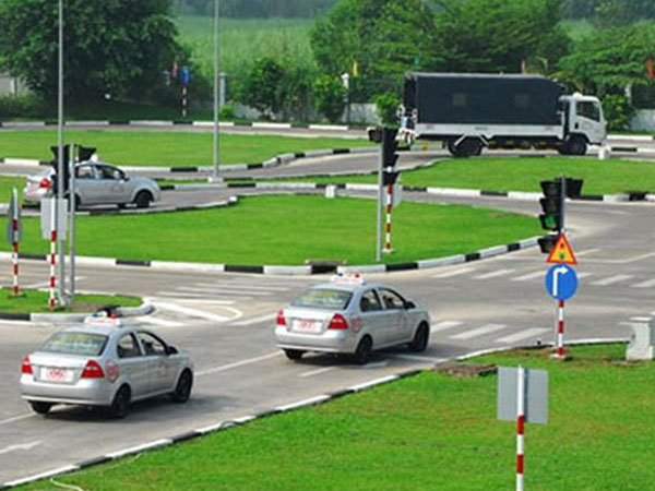 Những trường hợp lái xe bị thu hồi bằng lái phải học lại, thi lại