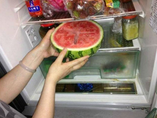 Ba người trong nhà nhập viện vì ăn dưa hấu, bác sĩ chỉ ra cách bảo quản sai