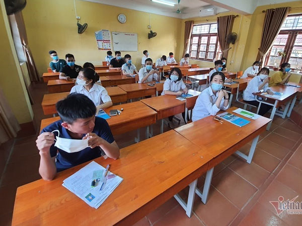 123 thí sinh thi lại tốt nghiệp THPT sáng nay