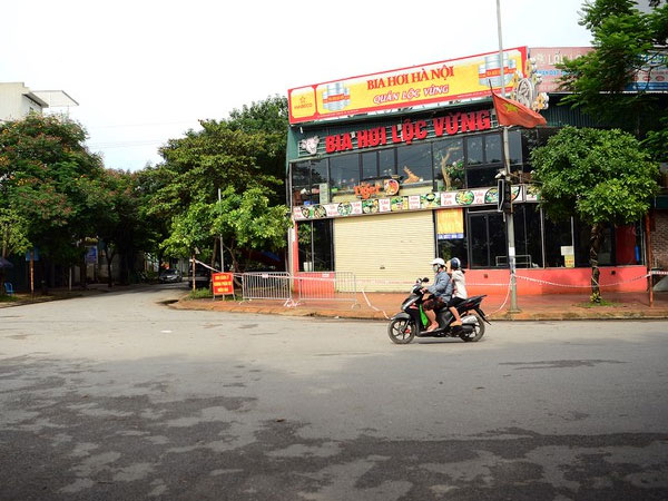 Hà Nội phong tỏa quán bia Lộc Vừng có người nghi nhiễm nCoV
