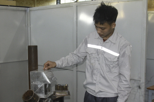 9x từ bỏ đại học, kiếm hơn chục triệu mỗi tháng