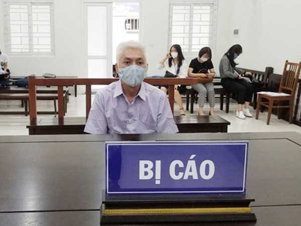 Mâu thuẫn chuyện tiền nong, người đàn ông dùng chày đập chết vợ ở Hà Nội