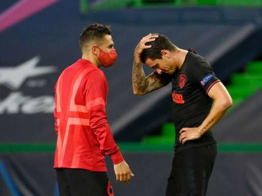 Sao Atletico: 'Leipzig xứng đáng đi tiếp'