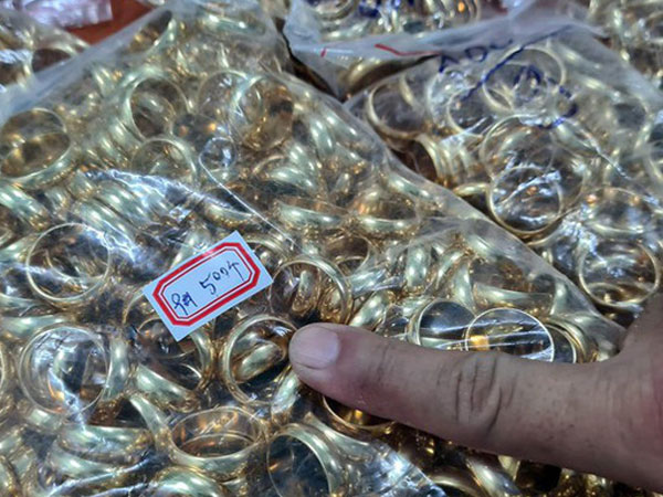 18.000 người sập bẫy nhóm thanh niên mở đường dây 'tặng vàng tri ân' như thế nào?