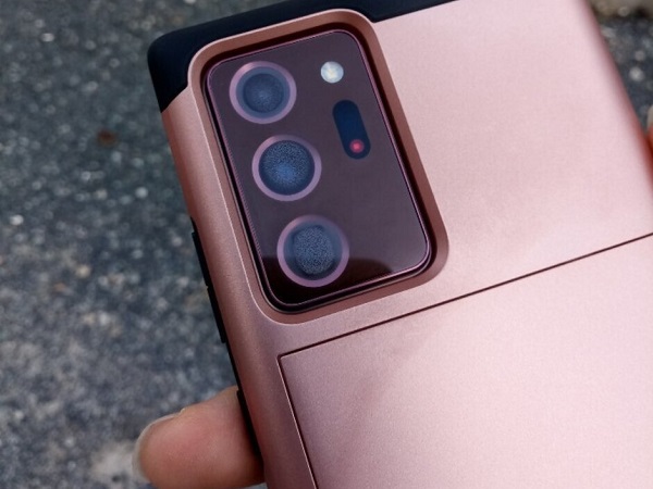 Galaxy Note20 bị tố lỗi camera 'sương mù'