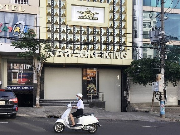 Kiểm tra quán karaoke, phát hiện 34 đối tượng dương tính với chất ma túy