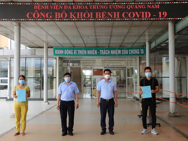 Thêm 11 người mắc Covid-19 ở Quảng Nam điều trị khỏi và được xuất viện
