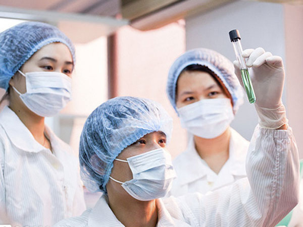 'Trừ khi có vắc-xin giá hợp lý cho tất cả các quốc gia, nếu không, Việt Nam cần có vắc-xin của riêng mình'