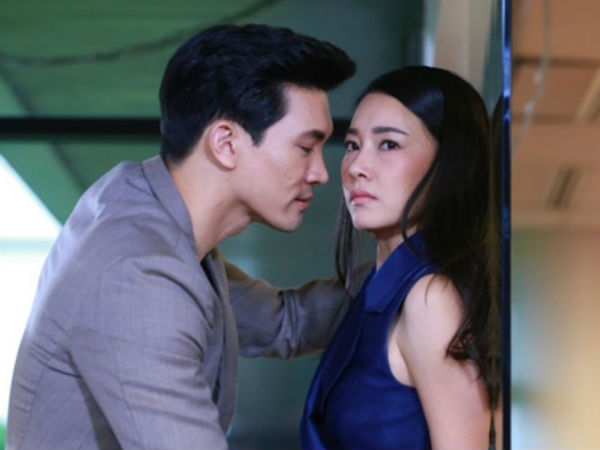 Ly thân được 2 tháng, nửa đêm chồng tuyệt vọng tìm đến vợ xin tha thứ, cô vợ mỉm cười: 'Tôi có phải điểm tập kết rác thải đâu'