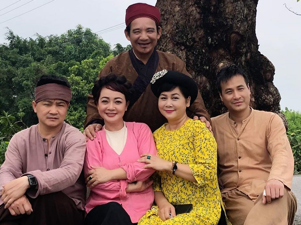Quang Tèo: 'Đi quay thời dịch bệnh thật hại não'