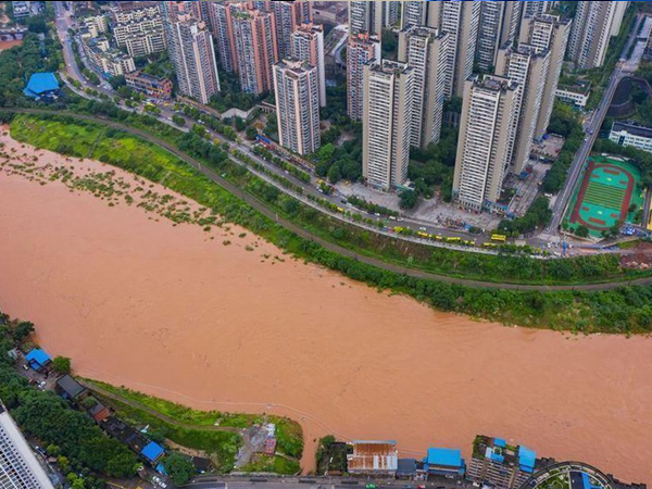 Toàn cảnh lũ lụt khủng khiếp ở Trung Quốc nhìn từ trên cao