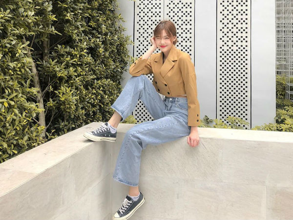 Blazer dáng lửng đi đâu cũng gặp: Diện lên là style sang xịn hơn tắp lự, chẳng trách chị em hết mực săn đón