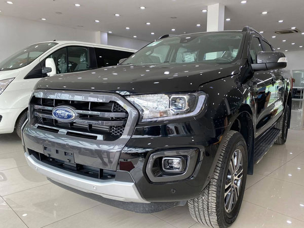Ford Ranger 2020 giảm kỷ lục gần 100 triệu đồng tại đại lý: Thấp nhất từ trước tới nay