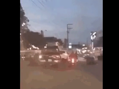 (Clip): Công an Đồng Nai rượt đuổi kẻ 'ngáo đá' trộm xe ô tô, tông xe cảnh sát