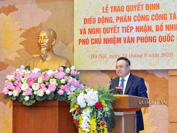 Bổ nhiệm Chủ tịch PVN Trần Sỹ Thanh làm Phó chủ nhiệm Văn phòng Quốc hội