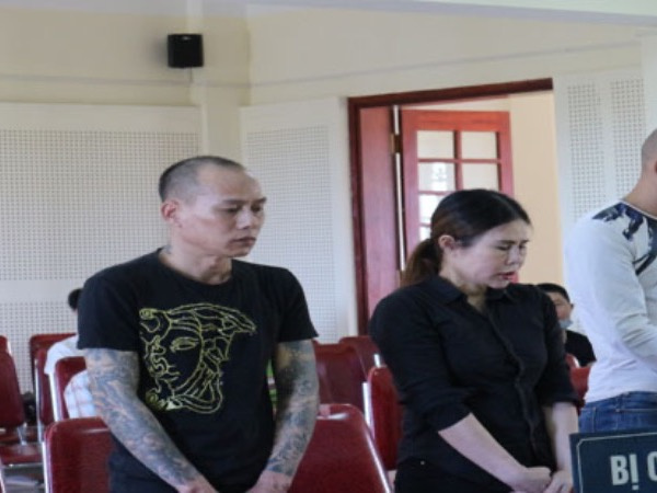 'Thánh ăn chực' Trường Con cùng người tình lĩnh án