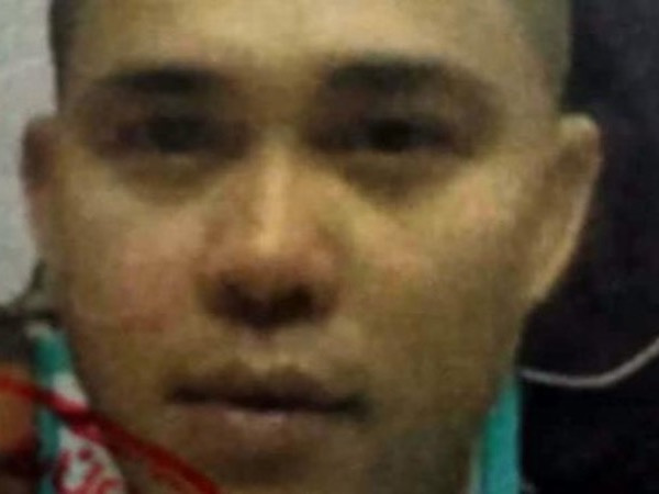 Đi đòi nợ hộ bạn, thanh niên chém trong thương con nợ