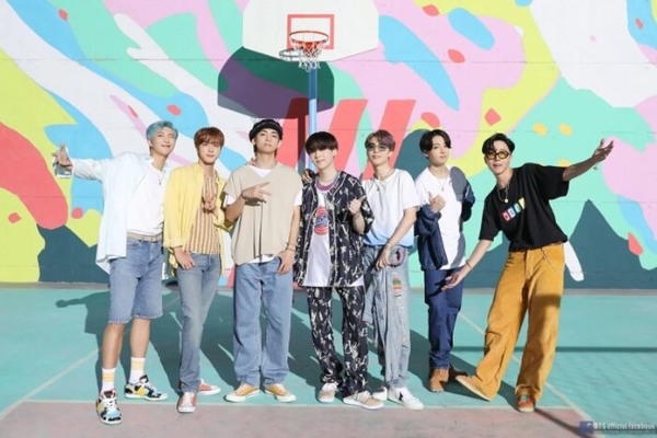 BTS chính thức đạt Perfect-All-Kill tại quê nhà, đưa DYNAMITE trở thành ca khúc tiếng Anh duy nhất làm được điều này