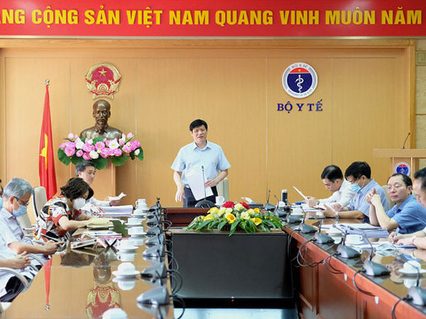 3 ca mắc Covid-19 sau khi được rời khu cách ly, Quyền Bộ trưởng Y tế: 'Tuyệt đối không để người đang đợi kết quả xét nghiệm ra khỏi khu cách ly tập trung'