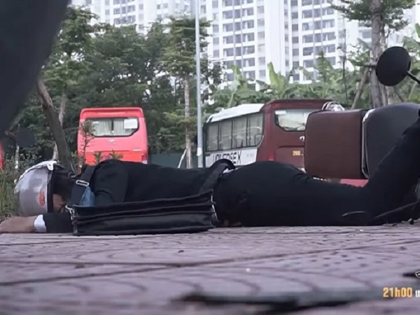 Lựa chọn số phận tập 50: Bích bị kẻ xấu hãm hại để ép Cường hoãn phiên tòa xử quan chức đánh bạc