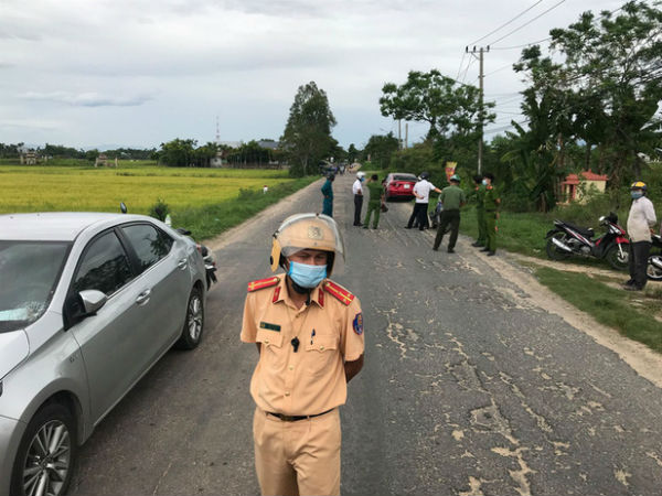 Vụ nổ chết người ở Quảng Nam: Nghi đầu đạn pháo cỡ lớn phát nổ