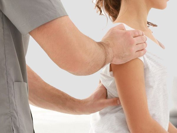Bà mẹ 2 con phải chịu cơn đau lưng khủng khiếp không cúi được người, 4 năm sau mới tìm được đúng nguyên nhân