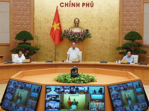 Thủ tướng: Cần xem xét tăng dần chuyến bay đến các nước