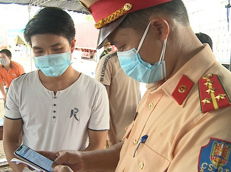 Một công ty bao che người đến từ vùng dịch Đà Nẵng, để được lên máy bay tại Huế đi TP HCM