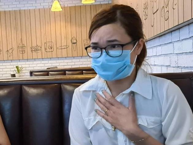 Cô gái bị chủ quán nướng Hiền Thiện bắt quỳ gối xin lỗi chưa dám về nhà vì sợ bị trả thù