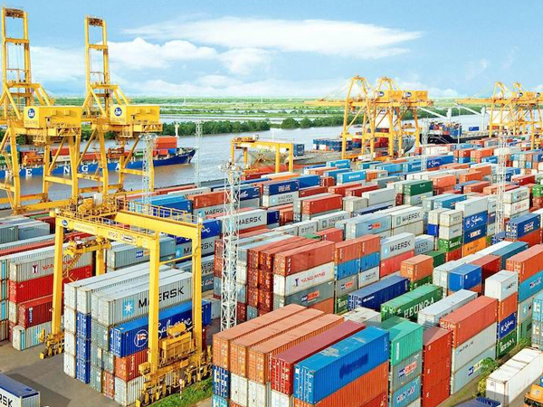 Xuất siêu liên tiếp lập kỷ lục, Việt Nam thặng dư cao nhất từ trước đến nay