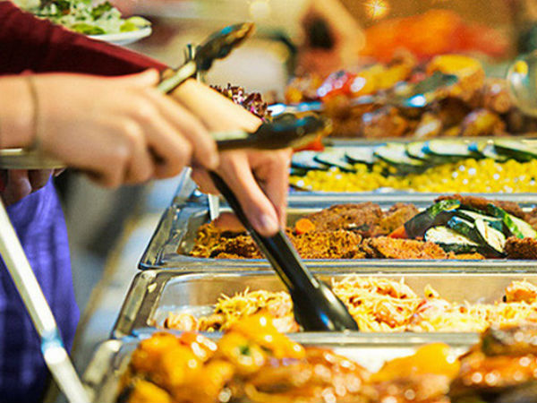 Vì sao kinh doanh nhà hàng buffet lại là loại hình siêu lợi nhuận? Những lý do khiến những ai đam mê khởi nghiệp F&B không nên bỏ qua