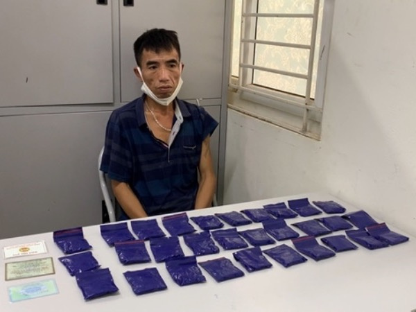 Sơn La: Bắt quả tang đối tượng mua bán trái phép khoảng 6.000 viên ma túy tổng hợp
