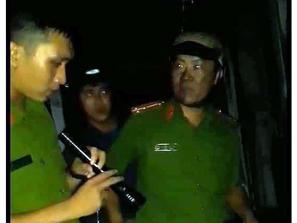 Cứu sống 5 người trong căn nhà bị tưới xăng phóng hỏa