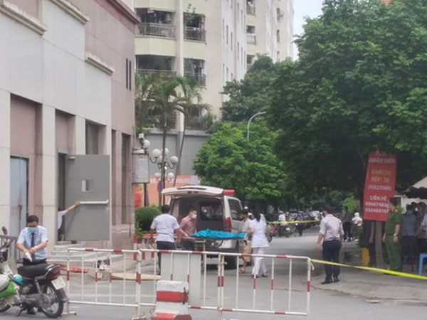 Người dân kể lại giây phút bé gái 6 tuổi rơi từ tầng 12 chung cư tử vong: 'Cháu bé xinh xắn lắm, chúng tôi không ai cầm được nước mắt'