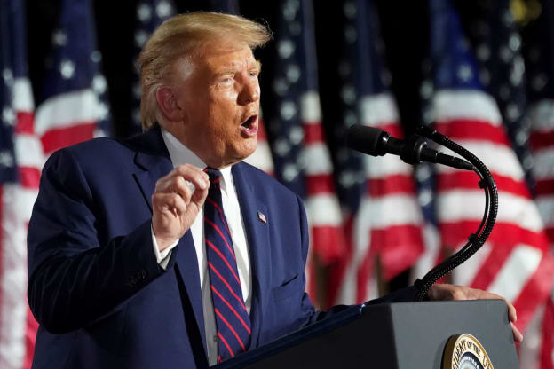 Tổng thống Trump lên tiếng bảo vệ nghi phạm xả súng giết hai người biểu tình