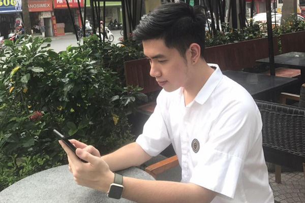 Thêm một nhân vật gia nhập hội 'từng xuất hiện trong SGK': Lúc nhỏ hay khi đã lớn đều 'chuẩn soái ca'