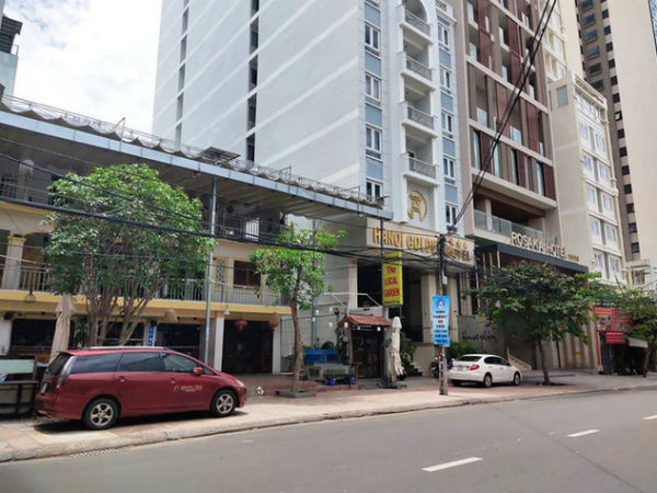 Làn sóng rao bán khách sạn