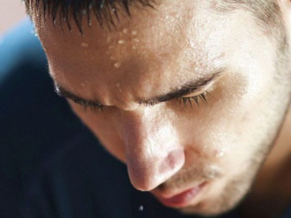 Nếu bạn mồ hôi ở 4 vùng này thì không phải là giải độc mà chính là tín hiệu của bệnh