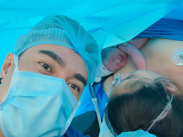 Lê Dương Bảo Lâm hạnh phúc thông báo bà xã đã hạ sinh con gái thứ 2, hé lộ luôn diện mạo của bé