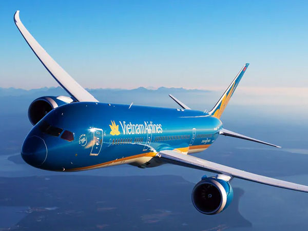 Vietcombank và hàng loạt ngân hàng 'giải cứu' thanh khoản cho Vietnam Airlines: 6 tháng được cấp thêm hơn 5.000 tỷ vốn vay ngắn hạn