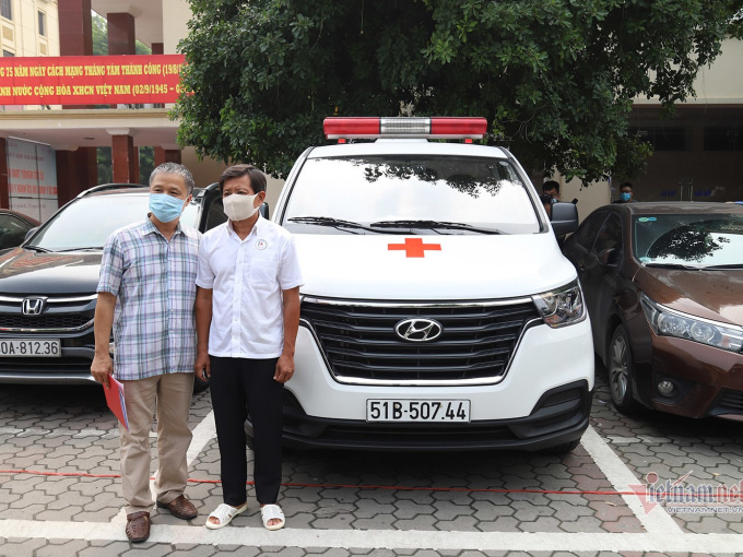 Ông Đoàn Ngọc Hải: 'Tôi chở bệnh nhân nghèo không phải để làm màu'