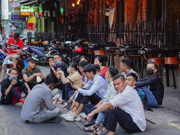 TPHCM: Đề xuất hỗ trợ 27.500 người làm tại quán bar, karaoke, gym bị ảnh hưởng bởi dịch Covid-19