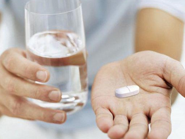 Uống canxi để xương khỏe ai ngờ mắc sỏi thận: 4 kiểu ăn uống khiến sỏi tích đầy trong người