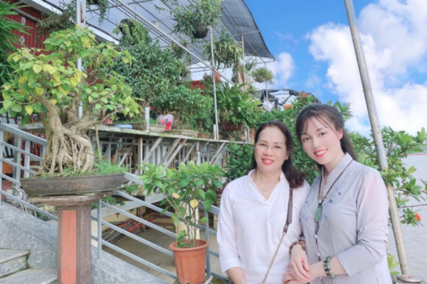 Âu Hà My chúc mừng sinh nhật người bố quá cố, ngầm khẳng định bản thân không làm gì sai