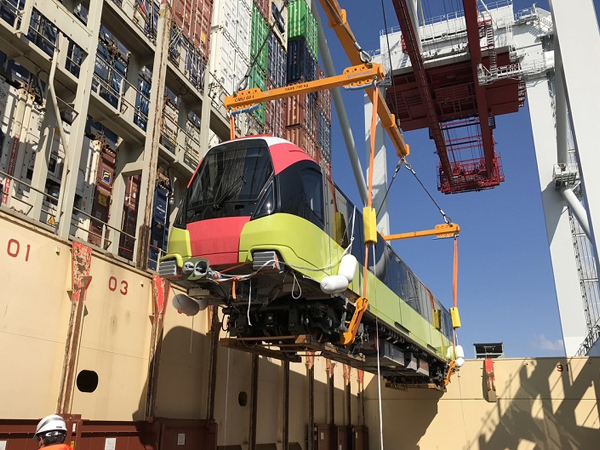 Cận cảnh đoàn tàu đầu tiên tuyến metro Nhổn - Ga Hà Nội trên hành trình về Việt Nam