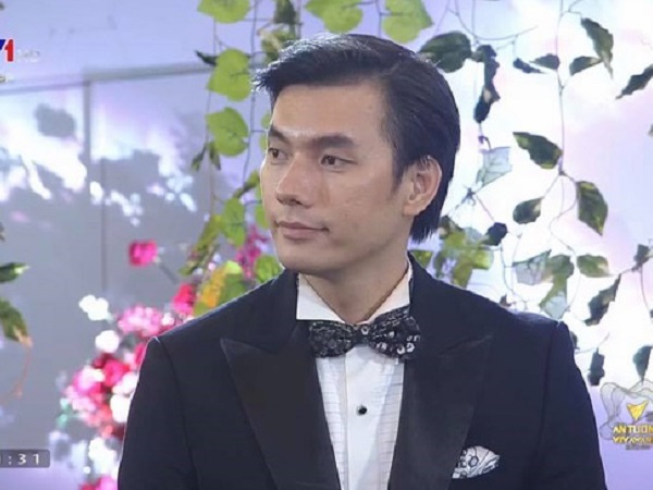 Fan 'Tình yêu và tham vọng' thất vọng cùng cực khi Nhan Phúc Vinh tránh nhắc đến Diễm My trên sóng trực tiếp