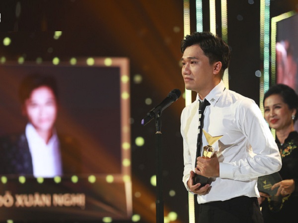 Xuân Nghị gây tranh cãi khi đoạt giải Diễn viên ấn tượng VTV Awards, vượt mặt Nhan Phúc Vinh, Thanh Sơn, Mạnh Trường và Việt Anh
